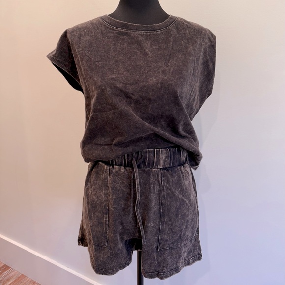 Zenana Outfitters Other - NWOT Zenana Premium 100% Cotton Washed Sleeveless Top & Shorts Set | Small